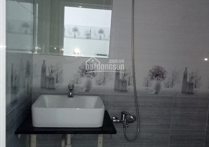 Phòng tiện nghi Phạm Văn Hai mới xây xong 3.7tr bao nước, để xe, wifi, rác