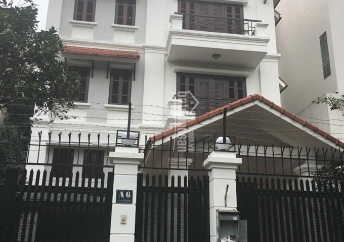 Cho thuê biệt thự 300m2 khu đô thị Yên Hoà, Cầu Giấy, DT 5,2ha. LH anh Tú 0971343869