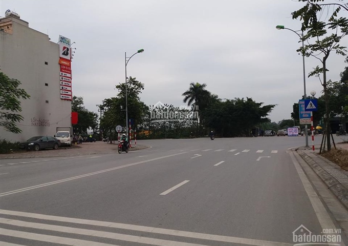 Bán đất ngõ 89 Vũ Đức Thuận, Việt Hưng, Long Biên DT 96m2, giá 72tr/m2