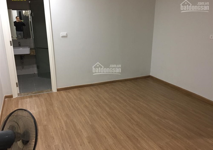 Cho thuê căn hộ chung cư đê Nguyễn Khoái, Vĩnh Tuy, Hai Bà Trưng, view Sông Hồng