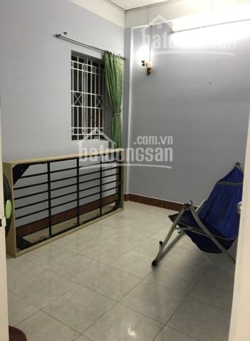 Cho thuê căn hộ chung cư 21-41 Tản Đà, phường 10, quận 5