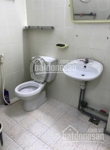 Cho thuê căn hộ chung cư 21-41 Tản Đà, phường 10, quận 5