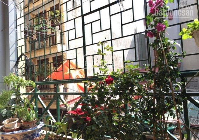 Bán nhà kiểu chung cư, 2 tầng ngõ 447 Ngọc Lâm, Long Biên. LH: 0989220011