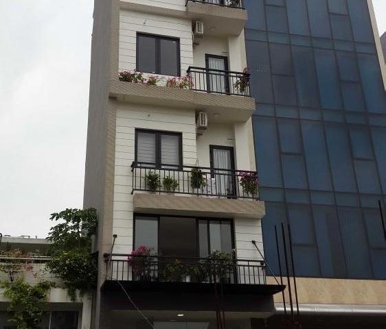 Cho thuê căn hộ mini sang trọng gần đường Nguyễn Văn Lộc. LH Chị Nga: 0903245338