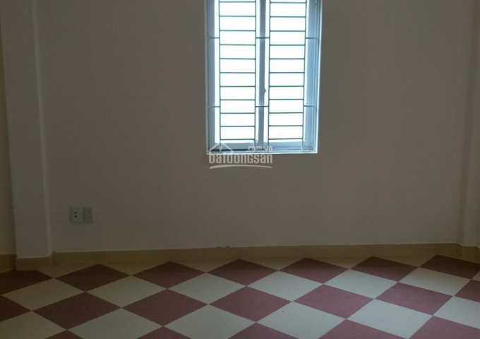 Bán gấp nhà ngõ 79, đường Trần Khát Chân kéo dài, quận Hai Bà Trưng. DT 26m2, 4 tầng, giá 1.69 tỷ