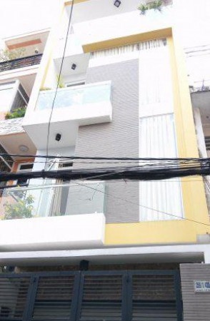 Bán nhà HXH 8m 109/39 Nguyễn Thiện Thuật, P. 2, Quận 3. DT: 4,5m x 14m, 1 trệt, 1 lửng, 3 lầu, 11P.