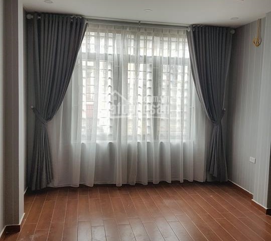 Bán nhà 5 tầng mới số 70 tổ 5 Láng Hạ sau chợ Láng, quận Đống Đa