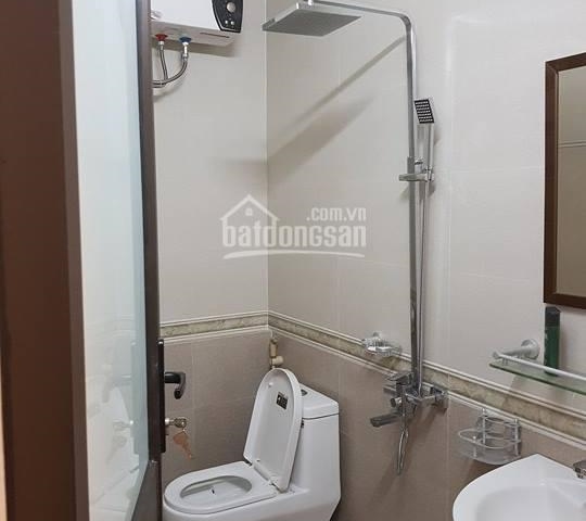 Bán nhà 5 tầng mới số 70 tổ 5 Láng Hạ sau chợ Láng, quận Đống Đa