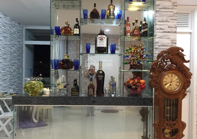 Hot cần bán lỗ Penthouse Ngọc Lan Quận 7 giá 4,4 tỷ LH: 0906800082