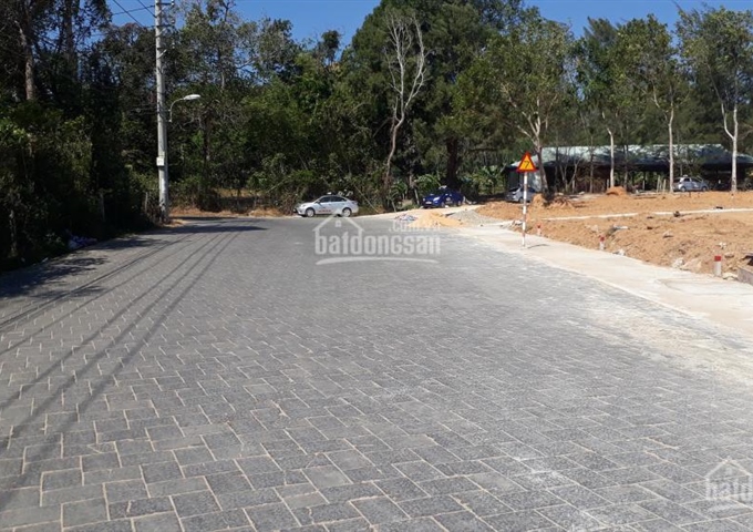 Bán đất nền khu phân lô The Shell, Phú Quốc, 108m2, biển đẹp, có đường xuống