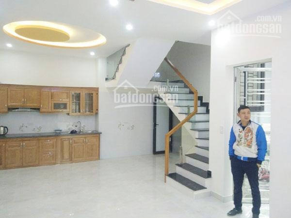 Bán nhà số 1/37/254 Văn Cao, Hải An, Hải Phòng.