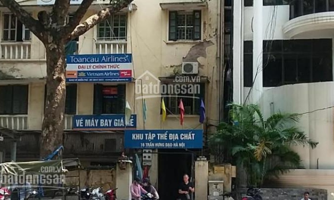 Cho thuê nhà tập thể 30m2 - 16 Trần Hưng Đạo - giá 4 Triệu. 