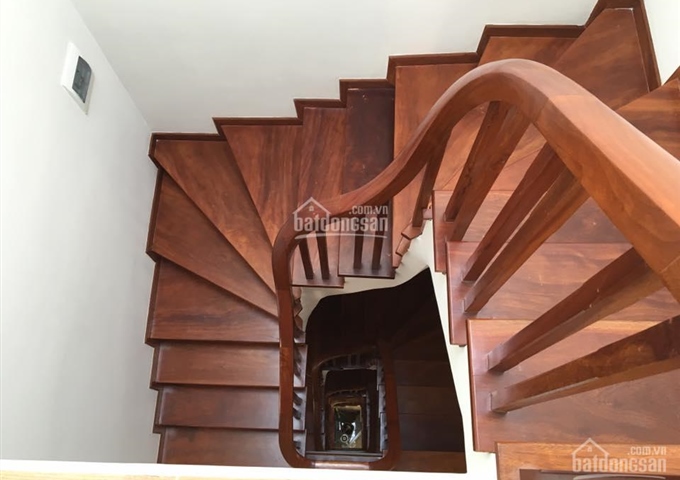 Bán nhà ngõ 12 Hàm Nghi ,Nam Từ Liêm ,Hà Nội.DT36m2 xây 6 tầng giá 4,2 tỷ ,ô tô cách nhà 15m .ngõ4m