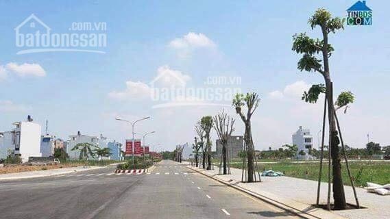 Bán nhà trả góp cho người có thu nhập thấp gần KCN Bàu Bàng, đường nhựa 10m, giá 300tr. 0919686748