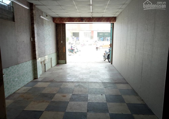 Cần sang lại mặt bằng ngã tư Hòa Lân