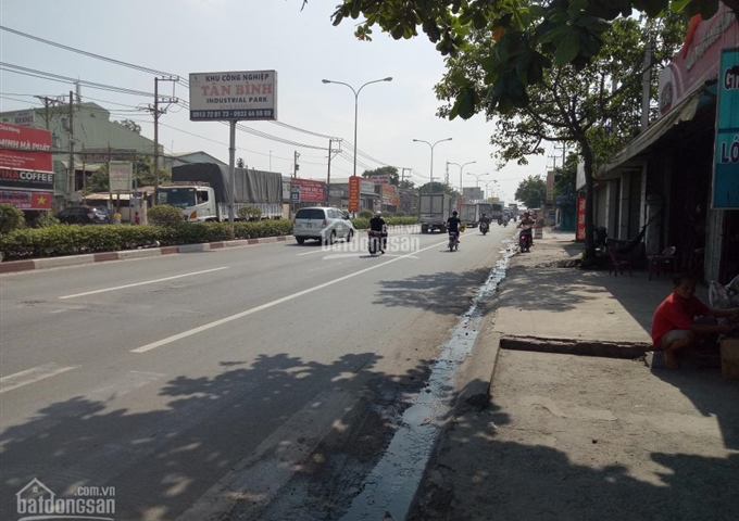 Cần sang lại mặt bằng ngã tư Hòa Lân