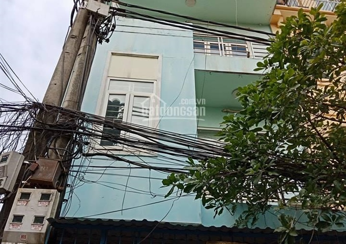 Cần bán nhà tại số ngõ 245 Mai Dịch, Phường Mai Dịch