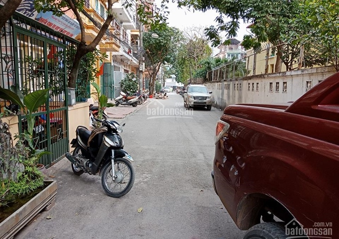 Cần bán nhà tại số ngõ 245 Mai Dịch, Phường Mai Dịch