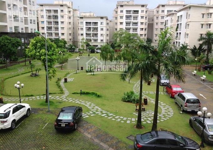 Bán chung cư Happy House khu đô thị Việt Hưng 100m2, giá 16 tr/m2, LH Ms. Giang 0989198818