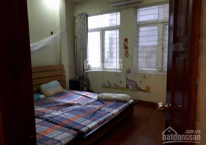 Bán nhà gần hồ Hoàng Cầu 39m2x5 tầng giá chỉ 3,95 tỷ - có ảnh thật 100%