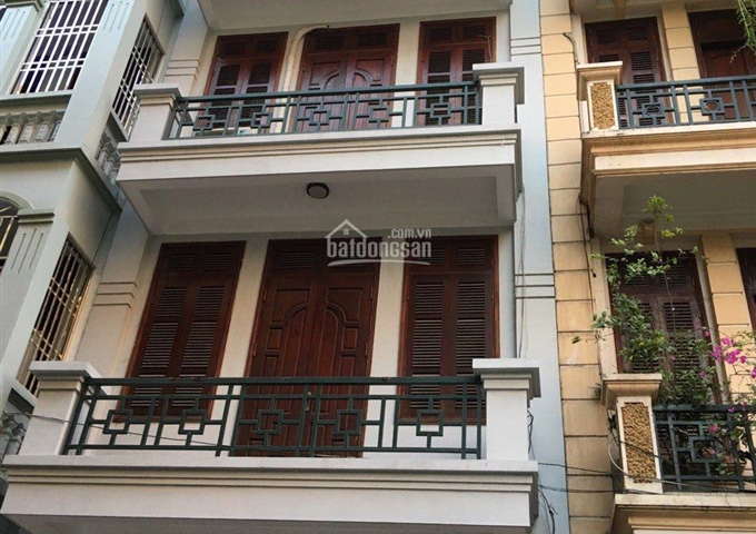 Cho thuê nhà Ngọc Hồi gần bến xe Nước Ngầm, DT 40m2 x 4 tầng, giá 7 triệu/th