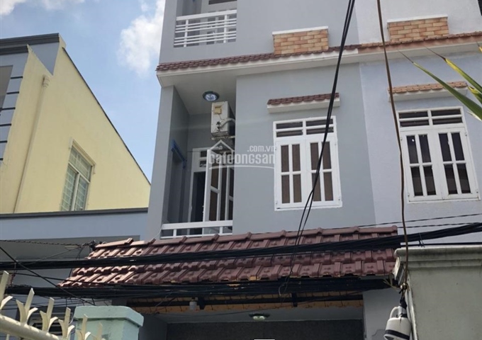 Bán nhà hẻm thoáng rộng 28 Lương Văn Can, P.15, Q.8, 2 lầu, 3x11m giá 2,15 tỷ