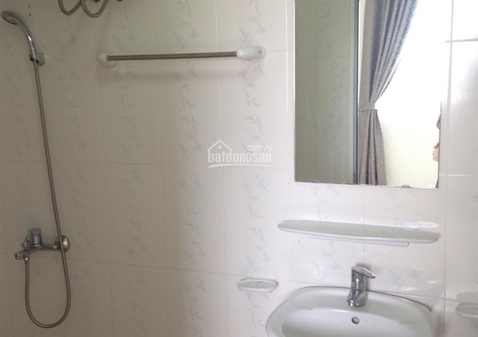 Cho thuê căn hộ 51 Quan Nhân - Tòa nhà Ban cơ yếu Chính phủ, 76m2, 2PN, có tủ bếp