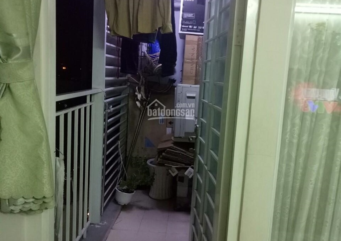 Chính chủ cần bán gấp căn hộ EHome 4 lầu 5 block B1. LH: 0912.472.575