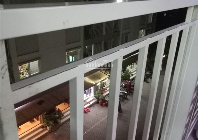 Chính chủ cần bán gấp căn hộ EHome 4 lầu 5 block B1. LH: 0912.472.575