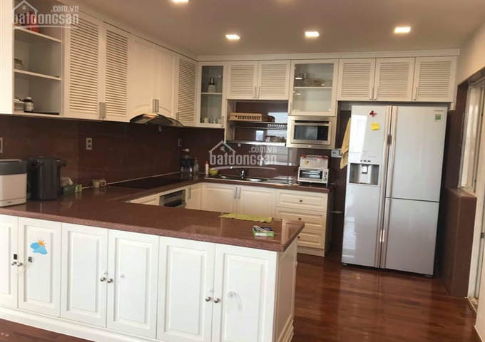 Cần cho thuê căn hộ Grand View C, Phú Mỹ Hưng, quận 7, DT 192m2, nhà đẹp, đầy đủ nội thất