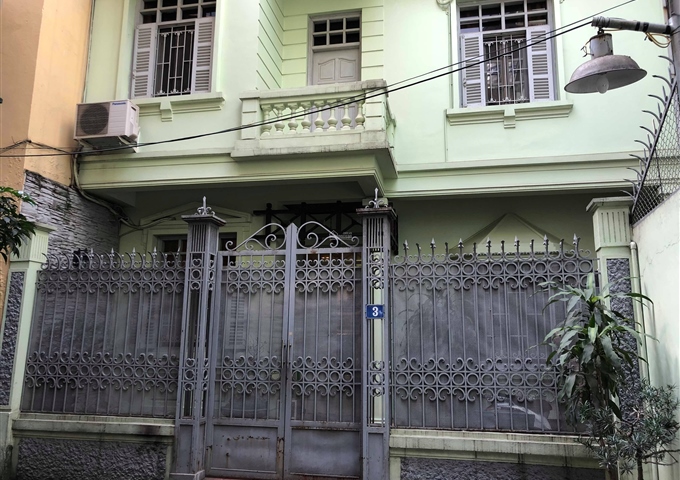 Cần bán nhà tại phố Lê Thanh Nghị, sổ đỏ chính chủ, diện tích 70m2, mặt tiền 8m. LH 0915323388