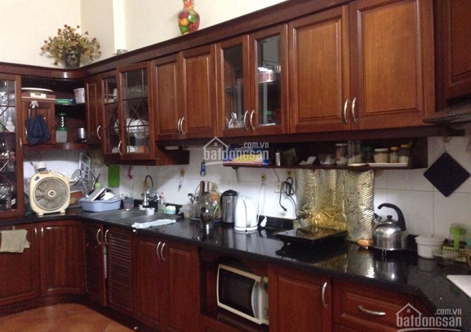 Bán nhà mặt ngõ 235 Yên Hòa, Cầu Giấy 105m2 x 4 tầng, MT 6m lô góc có sân cổng, cách phố 30m, 7,5tỷ