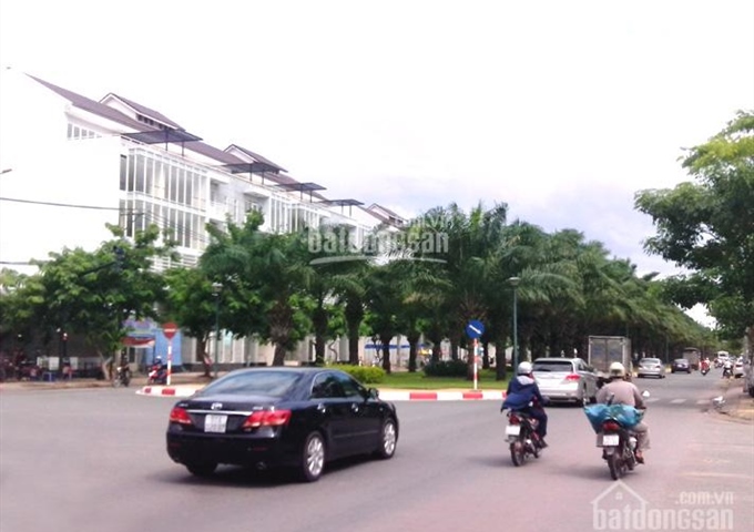 Cho thuê mặt bằng mặt tiền đường số KDC Trung Sơn, diện tích 5 x 20m, 15 triệu/tháng