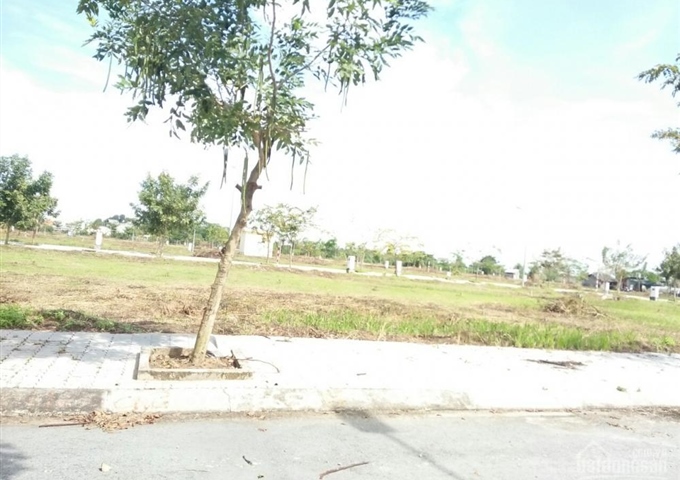 Đất chính chủ KDC Tân Cảng, quận 9 cần bán gấp. Giá 23.5 triệu/m2 - LH 0939831698