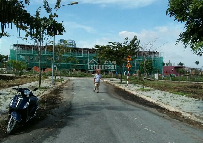 Đất chính chủ KDC Tân Cảng, quận 9 cần bán gấp. Giá 23.5 triệu/m2 - LH 0939831698