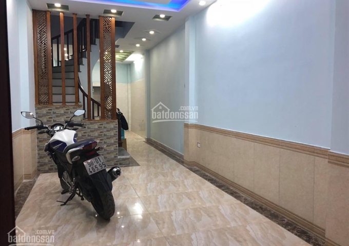 Bán nhà 5 tầng to đẹp, gần công viên Chu Văn An, ô tô đỗ cửa