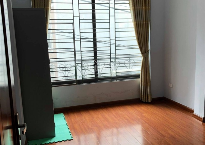 Bán nhà 5 tầng to đẹp, gần công viên Chu Văn An, ô tô đỗ cửa