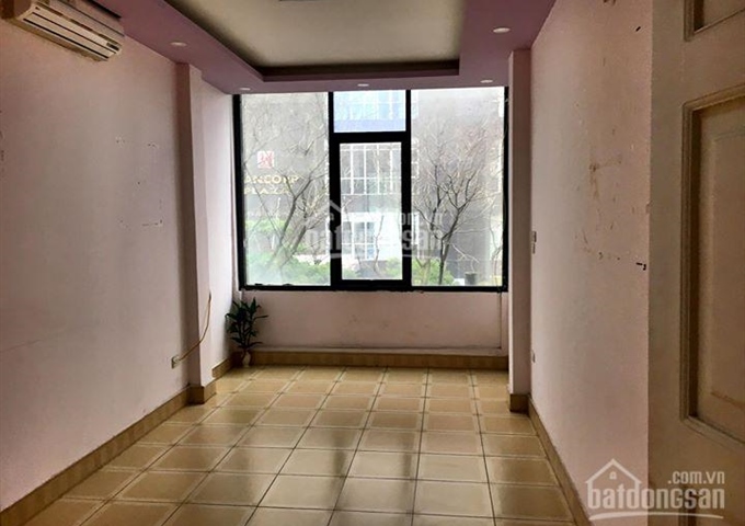 Chính chủ cho thuê nhà tầng 2, 3, 4 mặt phố 119 Trần Đăng Ninh, 50m2, 6tr/tháng, có thang máy