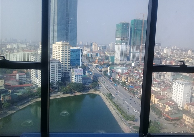 CC cho thuê CHCC tại Ngọc Khánh Plaza, full nội thất cao cấp, view hồ Ngọc Khánh. LH: 0964292929