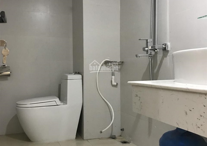 Cho thuê căn hộ chung cư ngân hàng Nông nghiệp, ngõ 100 Hoàng Quốc Việt, 90m2, 2 pn, 8 tr/th