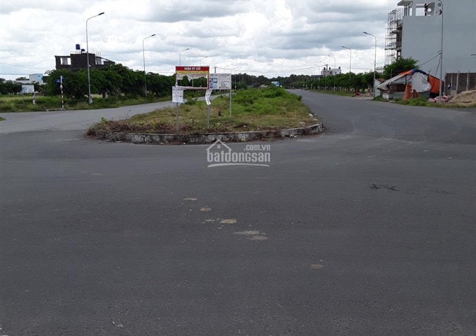 Bán đất KDC 135 Bến Lức, 100m2, 800 triệu, sổ hồng riêng