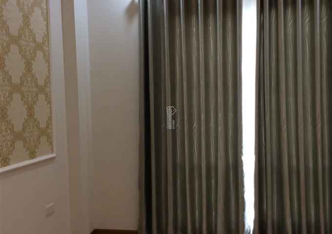 Bán nhà 35m2 tại tổ 20, P. Ngọc Thụy cực đẹp